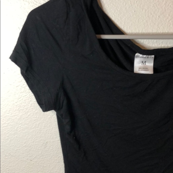 Black crop top - Picture 2 of 3